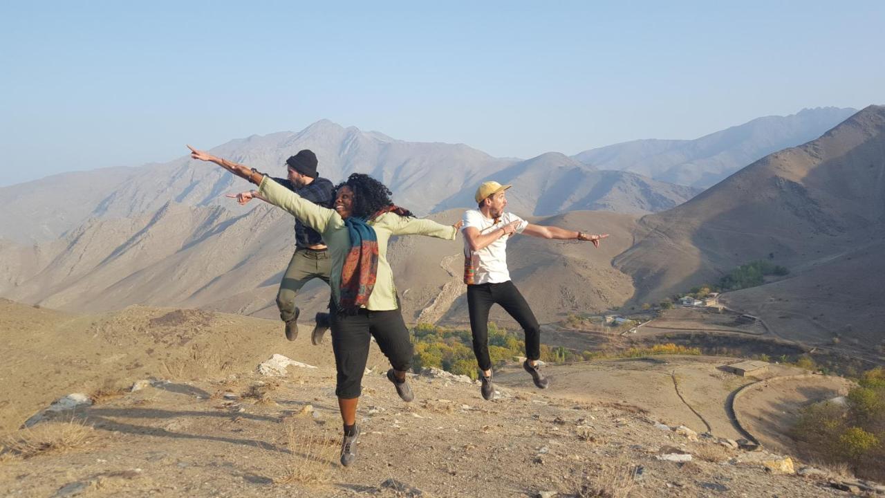 Hayat Nuratau Mountain Guesthouse Yukary-Ukhum Bagian luar foto