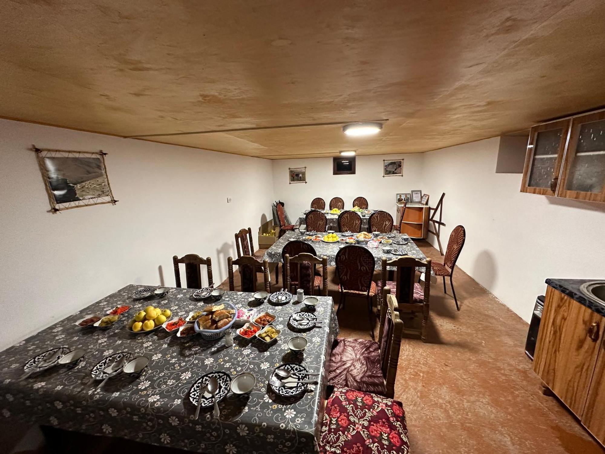 Hayat Nuratau Mountain Guesthouse Yukary-Ukhum Bagian luar foto
