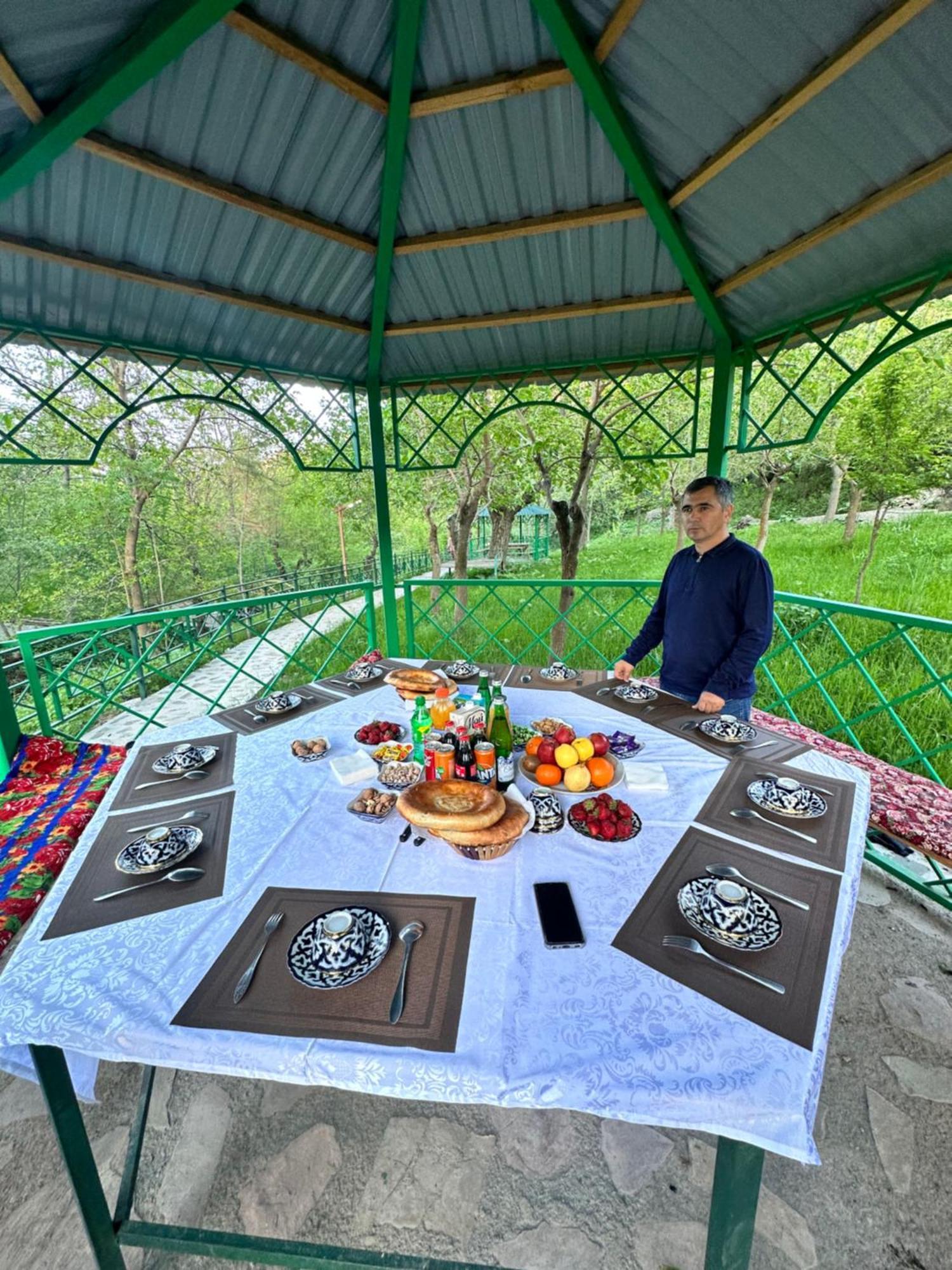 Hayat Nuratau Mountain Guesthouse Yukary-Ukhum Bagian luar foto