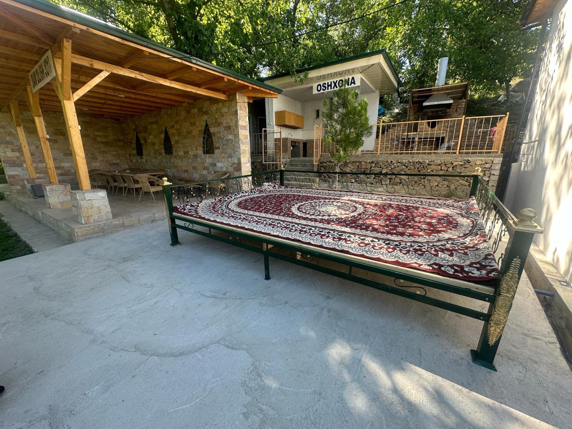 Hayat Nuratau Mountain Guesthouse Yukary-Ukhum Bagian luar foto