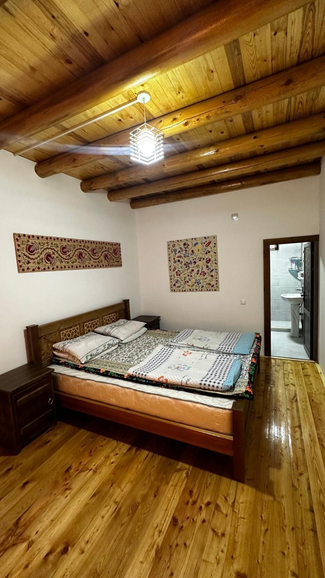 Hayat Nuratau Mountain Guesthouse Yukary-Ukhum Bagian luar foto